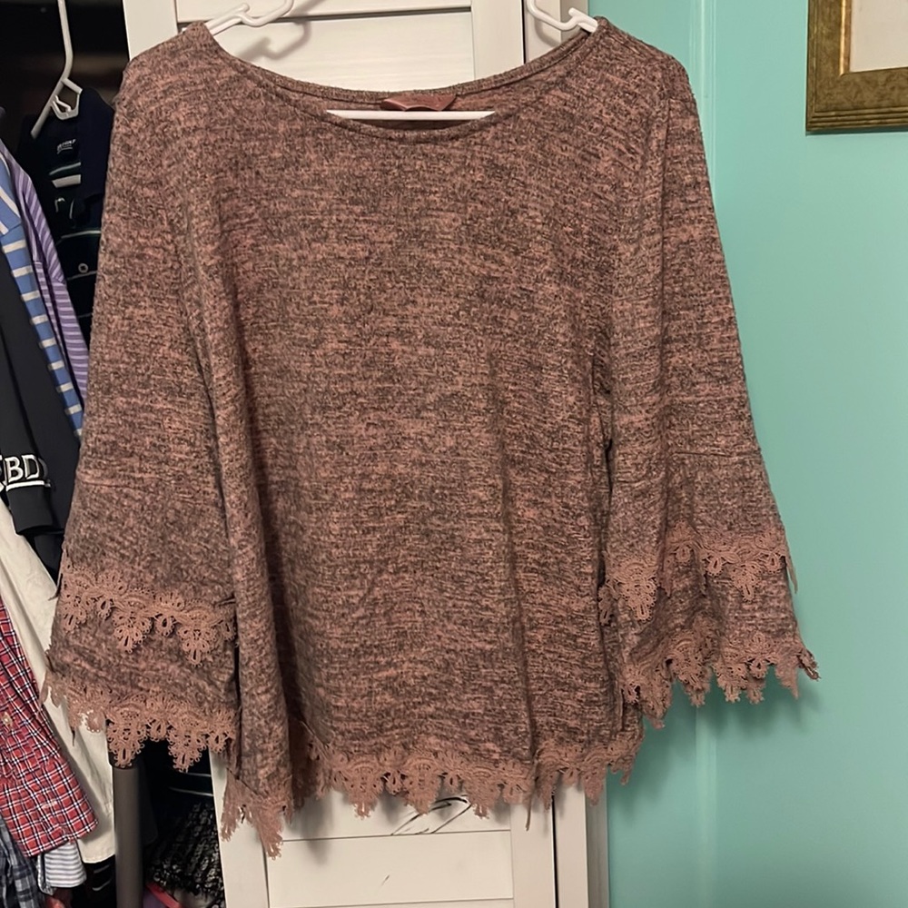 Ladies quarter length blouse